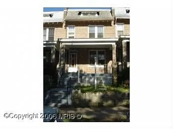 1414 Orren St NE photo 1