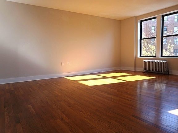 2nd image of 855 Ocean Ave APT 2C