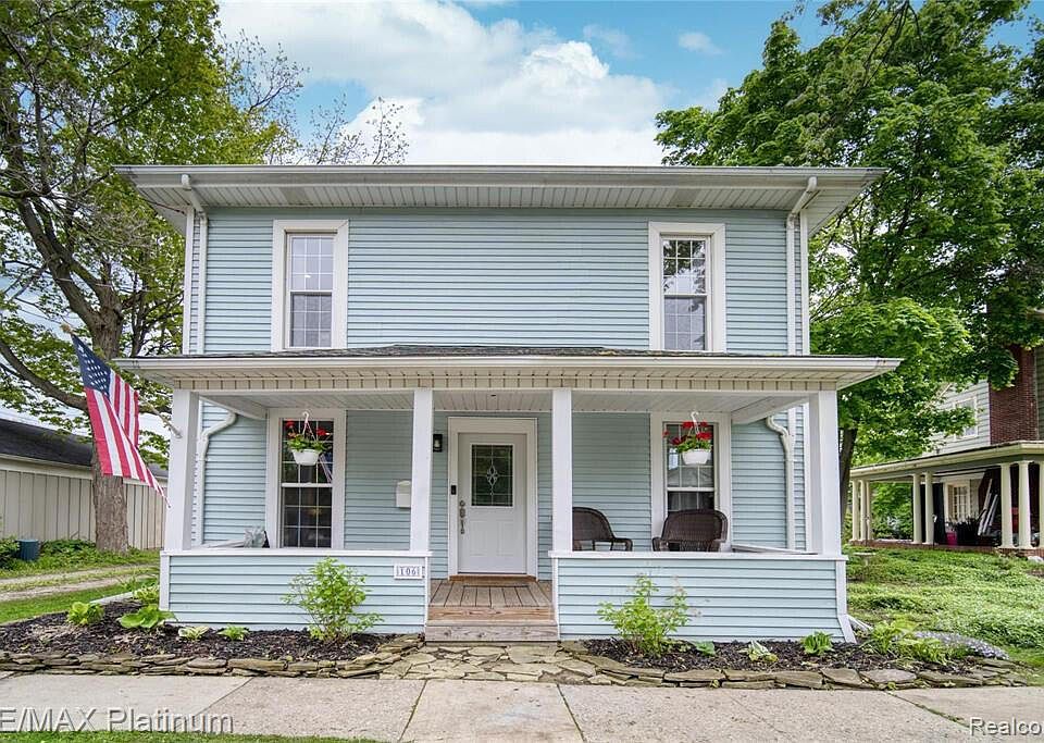 1st image of 106 S Maiden Ln