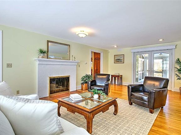 5th image of 11 Elton Rd