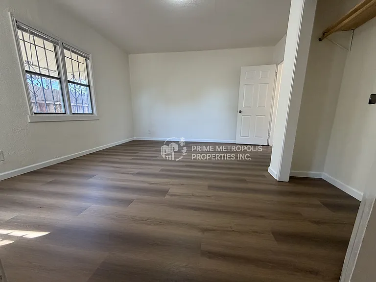 1715 82nd Ave — Photo 9