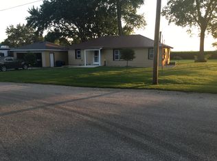 106 N Walnut St, Fairbank, IA 50629