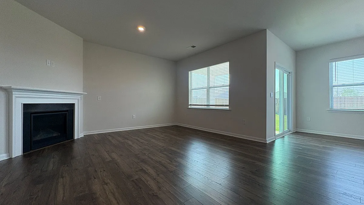 Building Photo - 130 Fenwick Dr