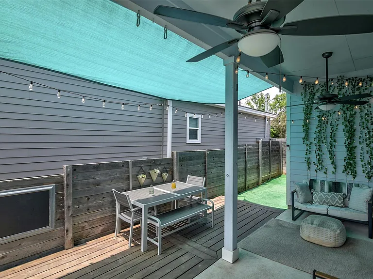 7607 Providence Ave #A — Photo 24