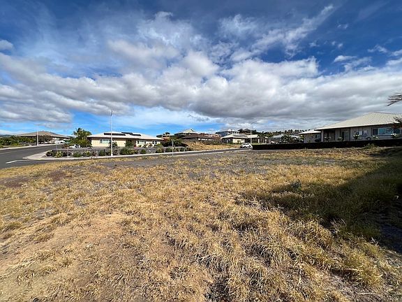 4th image of 68-3679 Halepua St #71