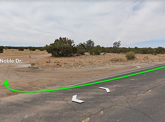 4th image of 3652 S Noble Dr