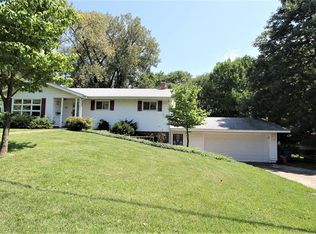114 Westridge Dr, Collinsville, IL