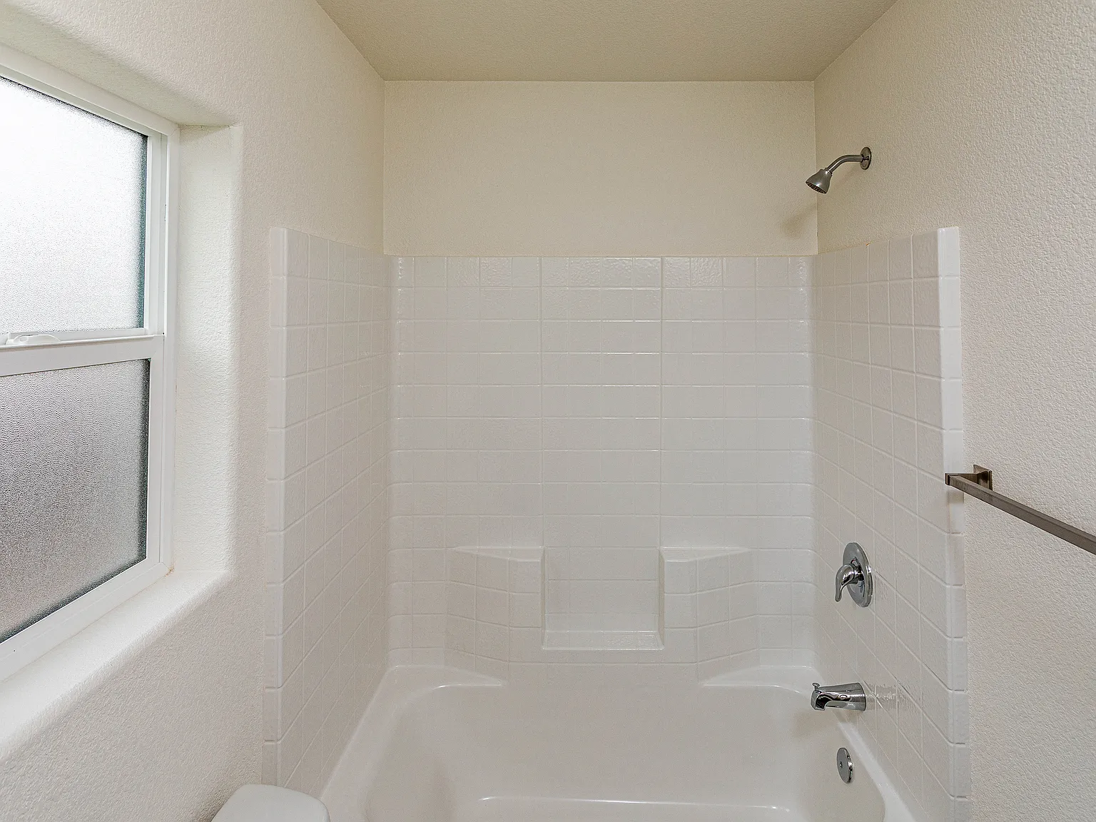 Swanson Cottages Ii - Undecided 2 Bd 2 Ba — Photo 3