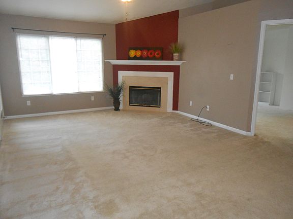 3rd image of 4200 Endeavor Dr #36303