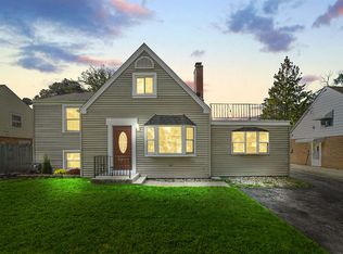 4340 Center Ave, Lyons, IL