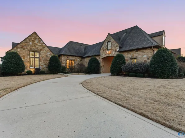 19 Lake Forest Blvd SW, Huntsville, AL 35824