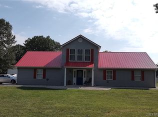 30315 Towering Oak Ln, Gravois Mills, MO 65037