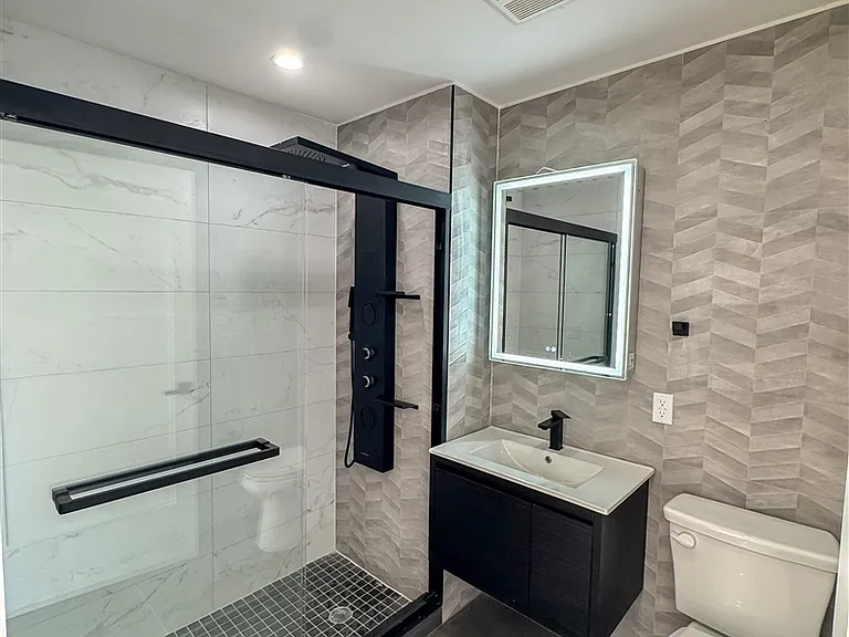 30-85 31st St #5D — Photo 13