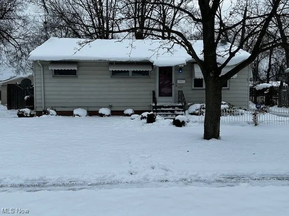 350 Beebe Ave, Elyria, OH 44035