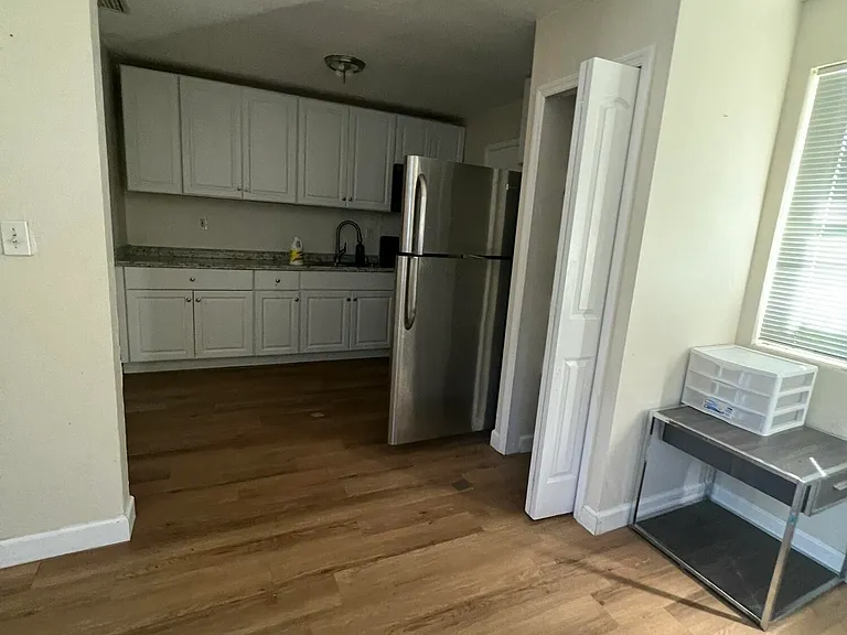 536 Ruth St — Photo 7