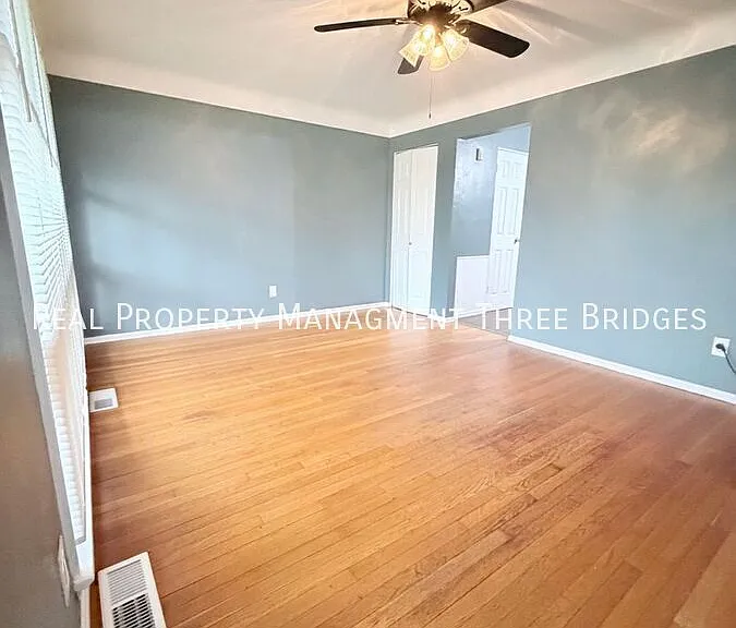 7025 Richwood Ln — Photo 17