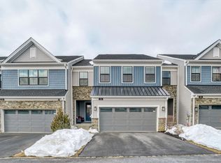 214 Iris Ln, Chester Springs, PA 19425