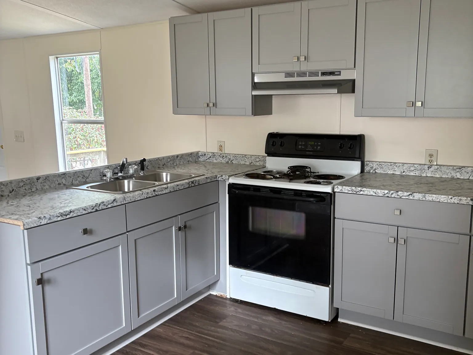 2 bed, $850 — Photo 3