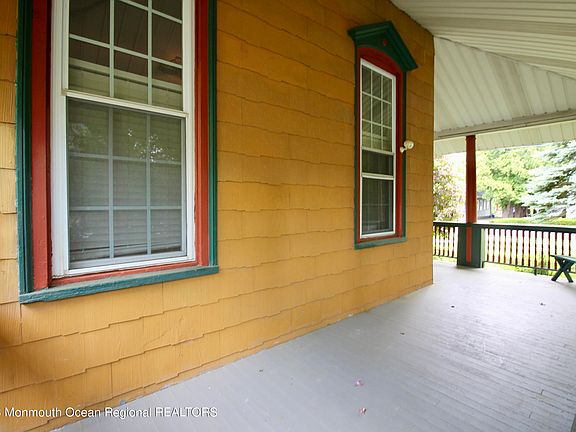 4th image of 58 Manalapan Avenue