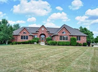 21611 Wolf Rd, Frankfort, IL 60423