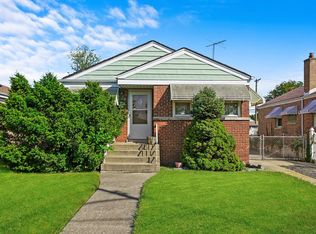 7710 W Foster Ave, Chicago, IL