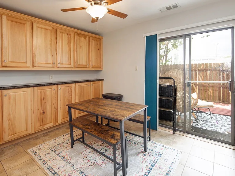 1900 Dartmouth St #G1 — Photo 8