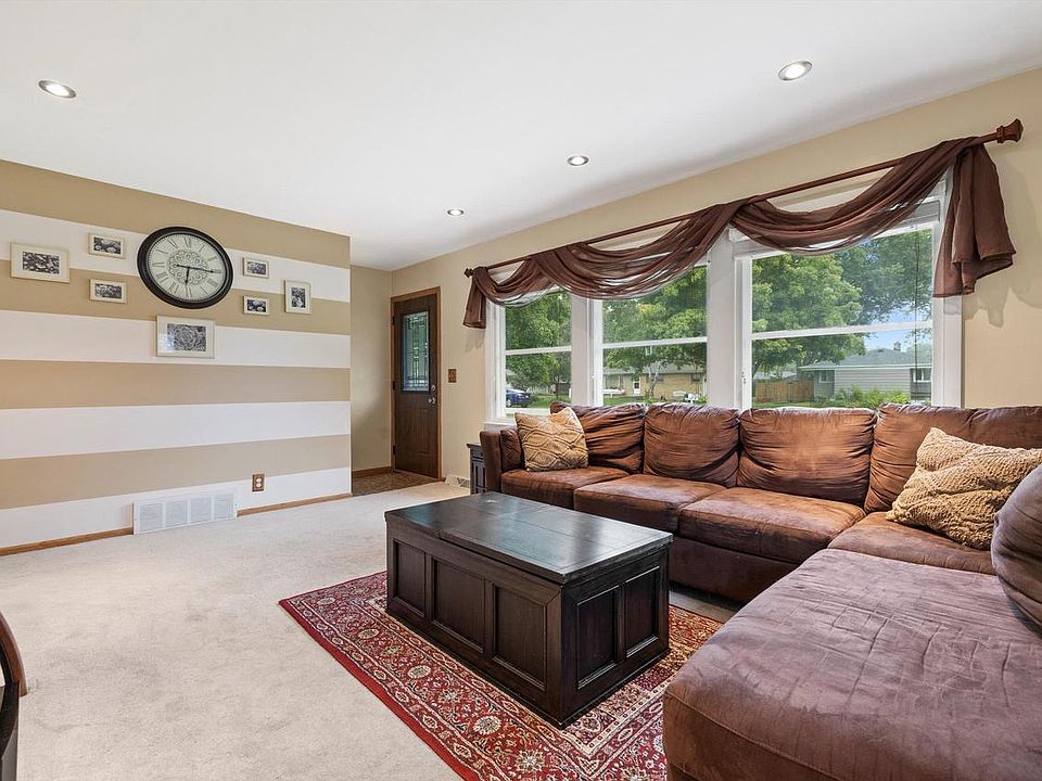 5381 South 114th STREET, Hales Corners, WI 53130 MLS 1850156 Zillow