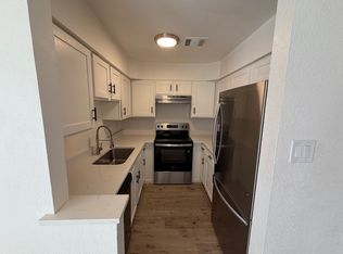 8 Trails Pl APT B, Wylie, TX 75098