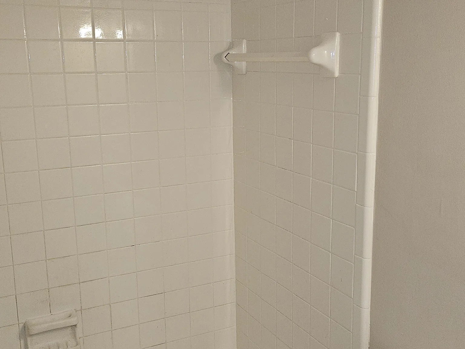 3 bed, 2.5 bath, 1344 sqft, $1,600 — Photo 3
