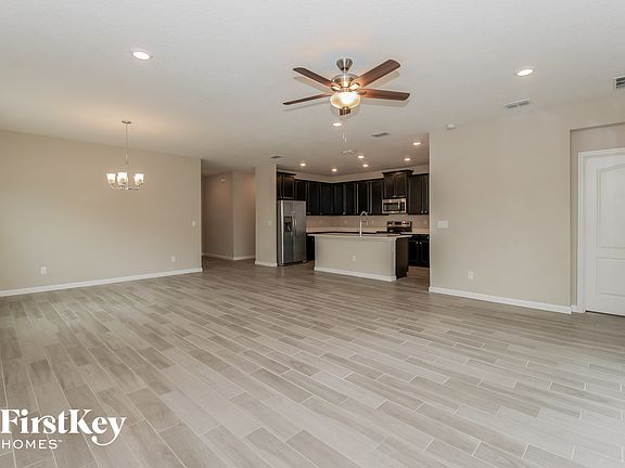 3rd image of 9777 Cilantro Dr