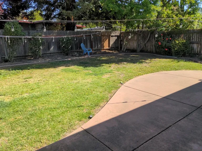 1333 Notre Dame Dr — Photo 15
