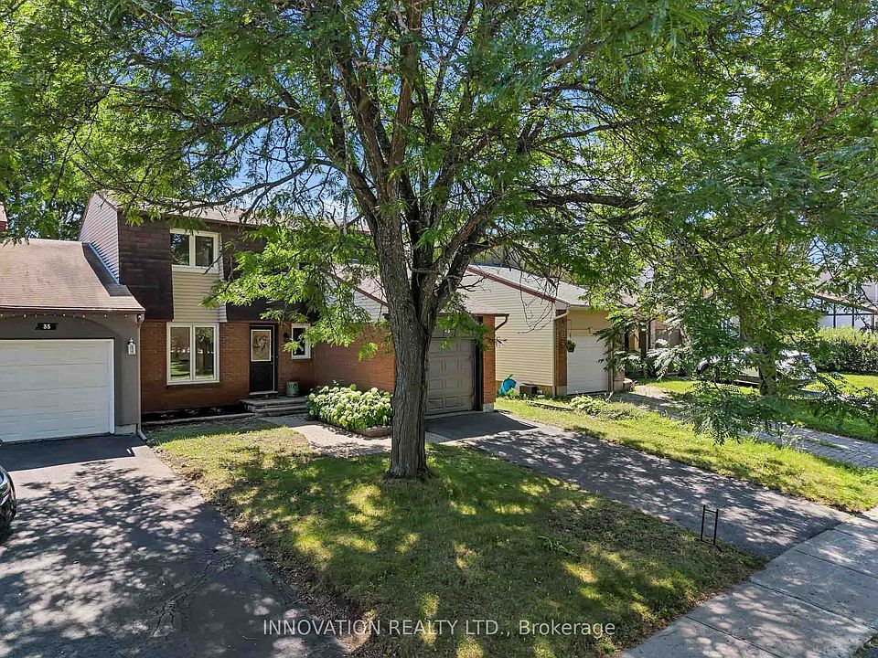 1st image of 33 Exeter Dr