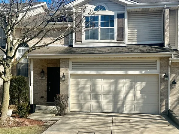 219 Jessica Dr, Wood Dale, IL 60191