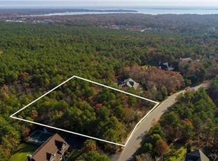 77 Corbett Dr, East Quogue, NY 11942