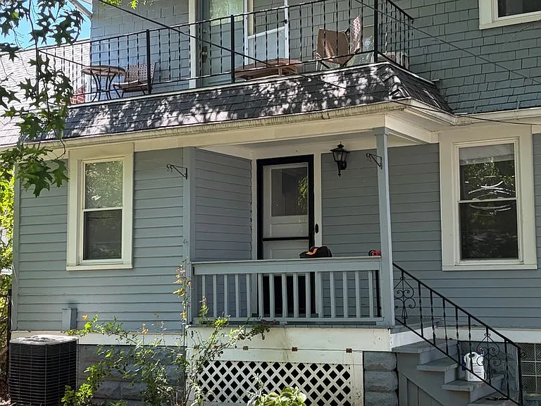1447 Elbur Ave — Photo 4