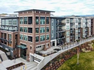 1775 Chapman Pl #209, Kelowna, BC V1Y0G3