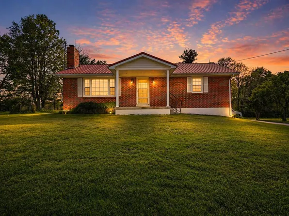 210 Bunker Hill Rd, Paris, KY 40361