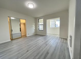 7115 Geary Blvd APT 2, San Francisco, CA 94121