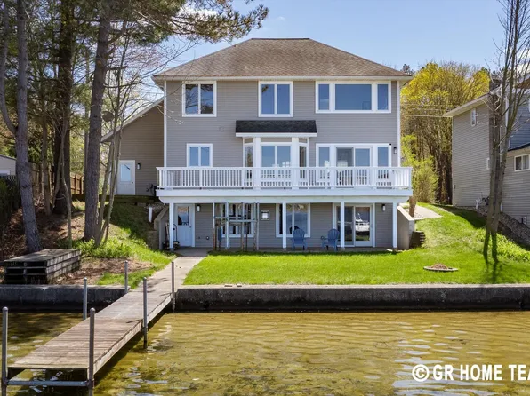 5668 W Cutler Rd, Lakeview, MI 48850
