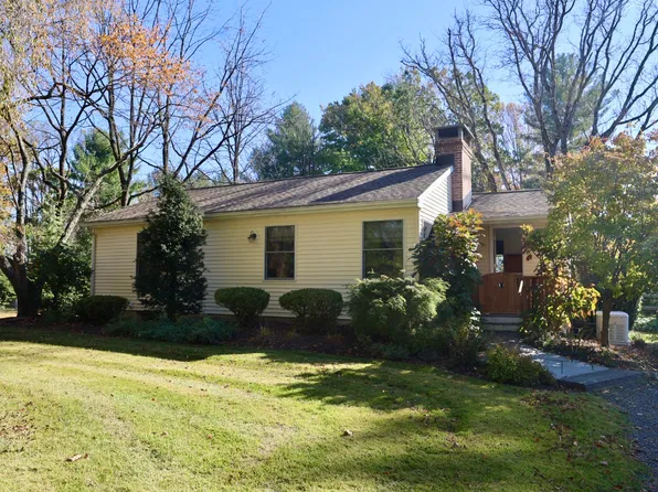 6214 Ingham Rd, New Hope, PA 18938