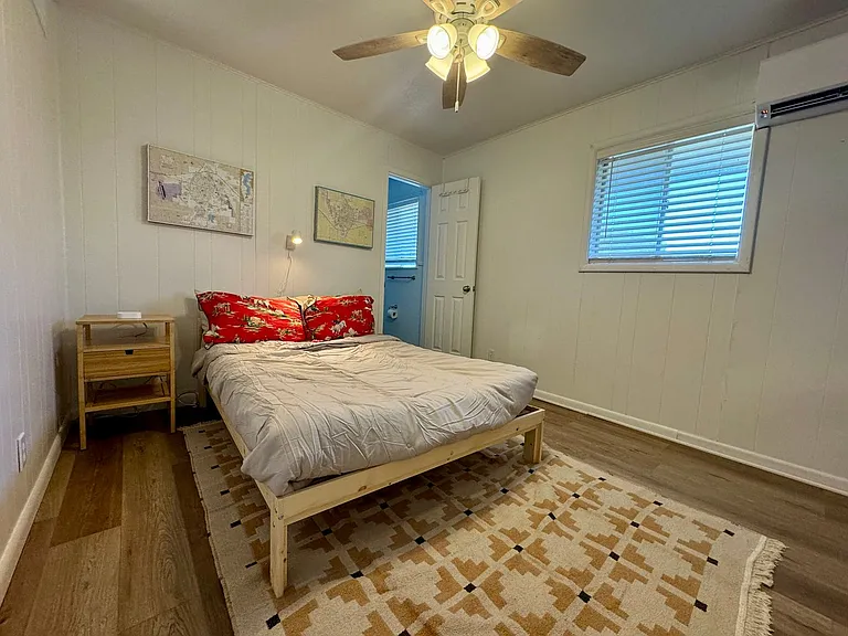 2401 Church St #1 — Photo 22