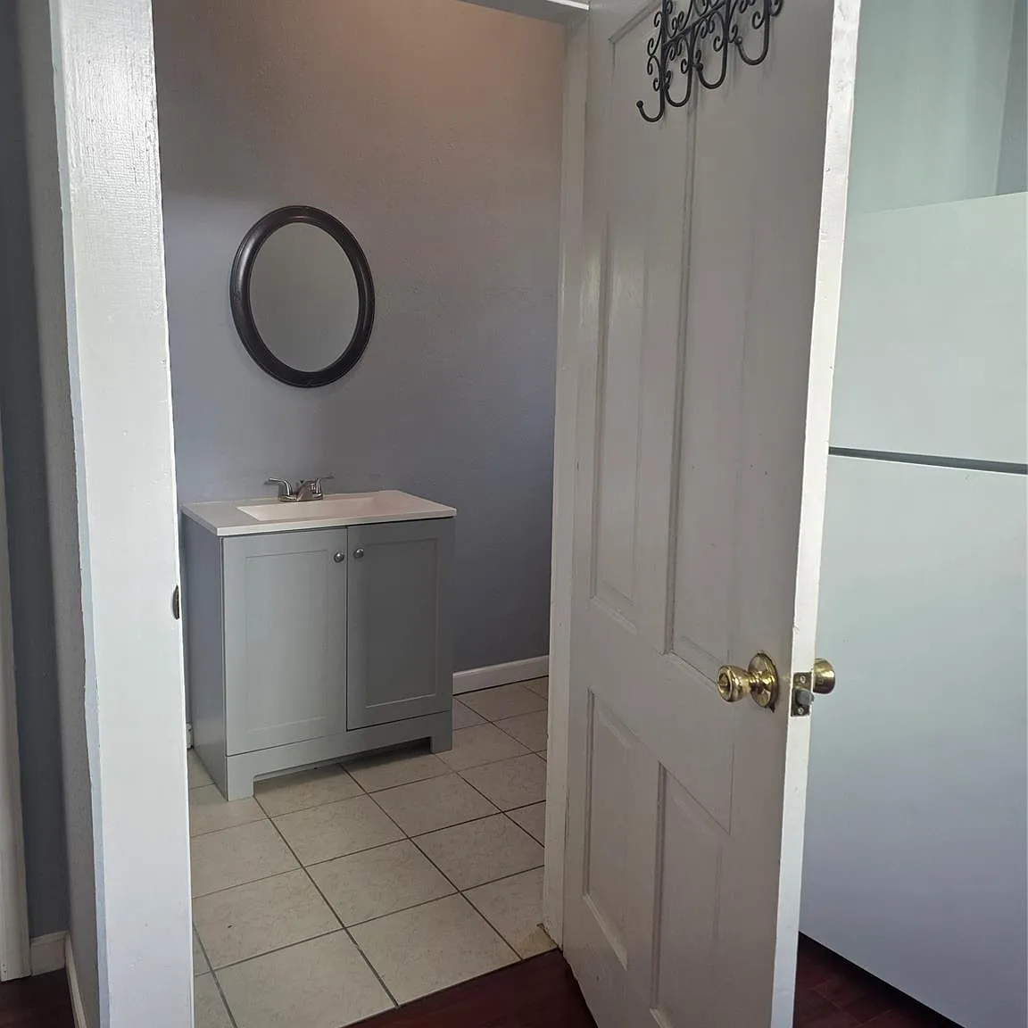 1 bed, 1.5 bath, 2886 sqft, $1,050 — Photo 3