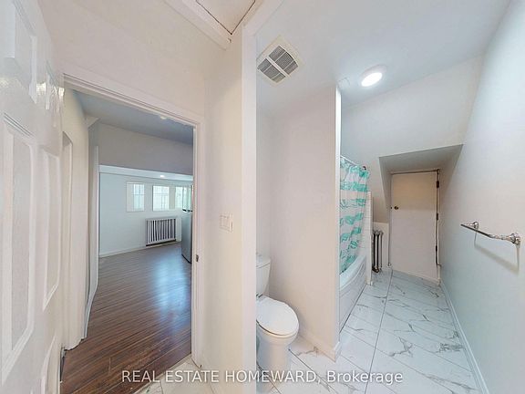 4th image of 73 Mary St #3