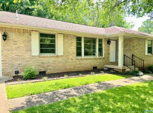 7613 Saxon Dr SW, Huntsville, AL 35802