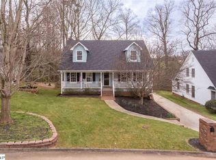 111 Cedar Ridge Ln, Simpsonville, SC 29681