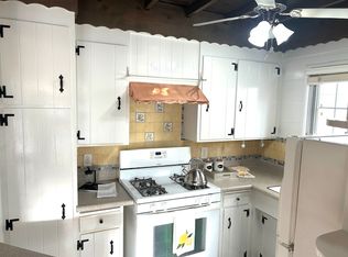 5262 Willowcrest Ave #5262, North Hollywood, CA 91601