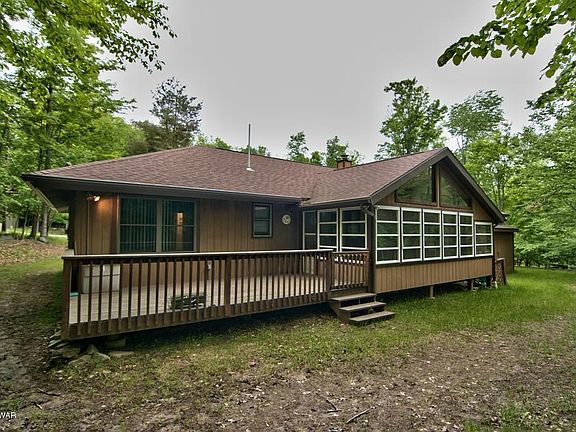 5th image of 163 Parkwood Dr