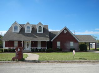602 Meadowlark St, Hamilton, TX 76531
