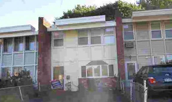 4th image of 137 Coolidge St