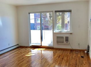 20-52 45th St #22, Astoria, NY 11105